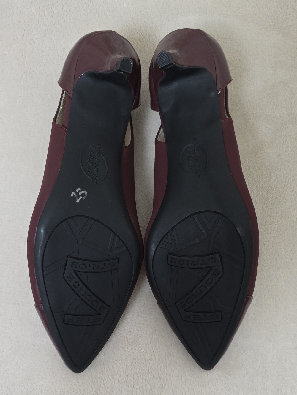 NWOT Simply Comfort Lifestyle Burgundy Slingback Kitten Heel Pumps Women's 9.5W - Picture 6 of 12
